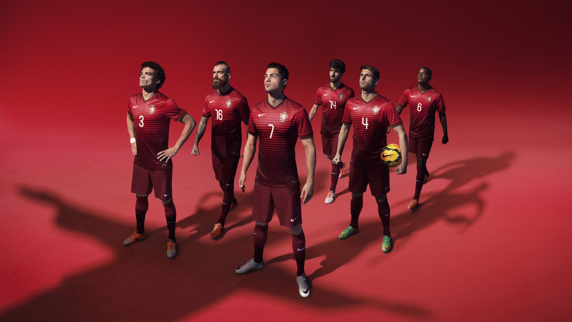 开云体育中国-五大联赛是否推动中场压迫频率数据化管理，五大联赛中场球员