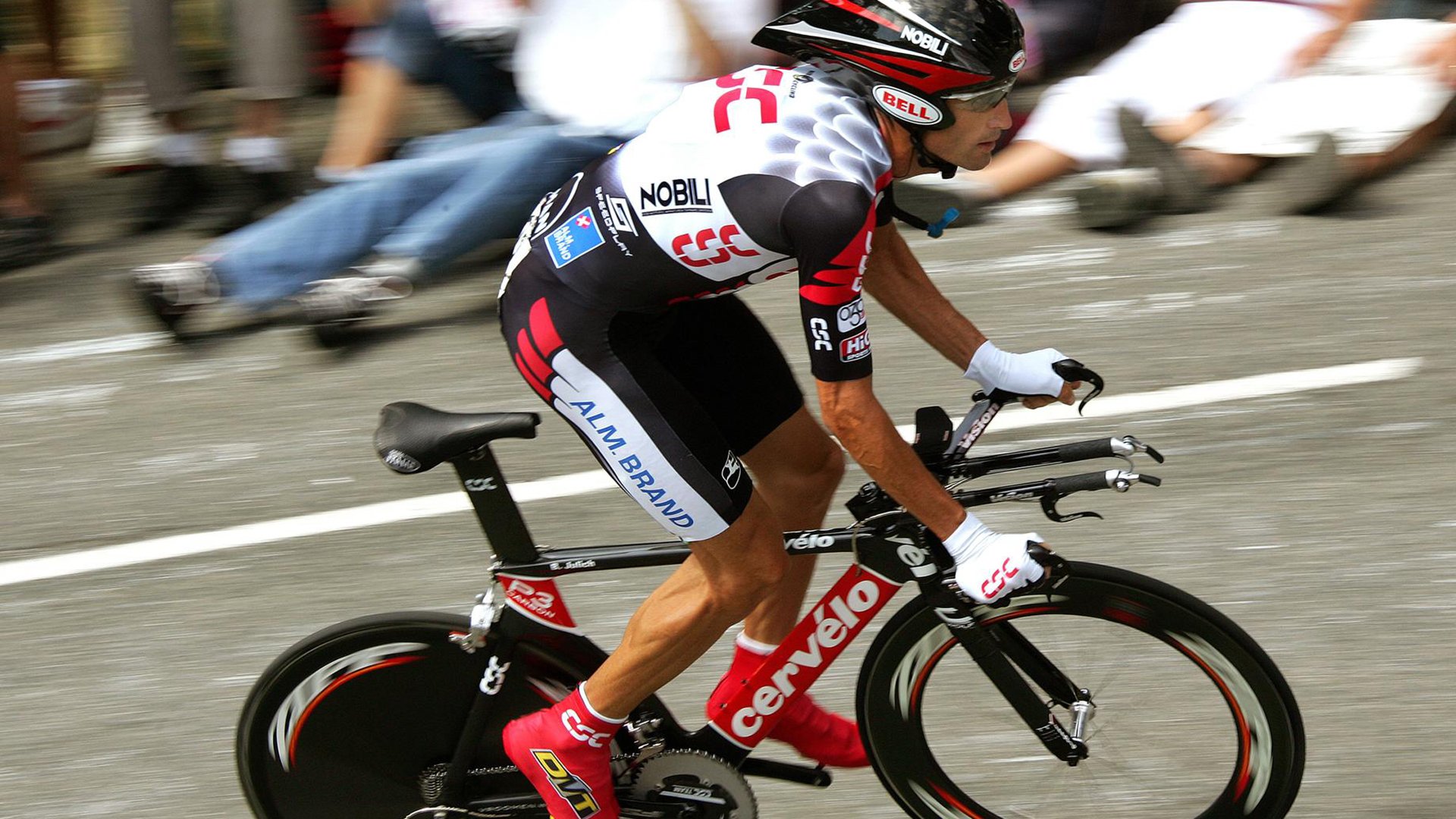 瑞典乒乓球队的制胜战术：从防守到反击，瑞典乒乓球的兴衰